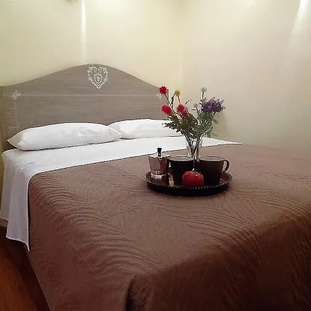 La Canzanella فندق مبيت وإفطار نابولي