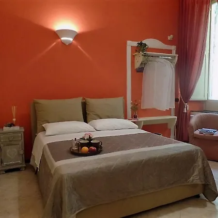 La Canzanella نابولي